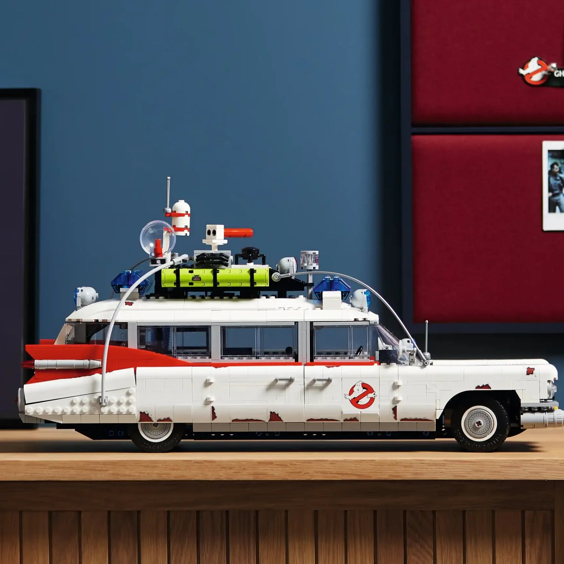 Cadillac ECTO-1 dos Caça-Fantasmas (2352 peças)